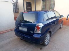 Фото авто Toyota Corolla Verso