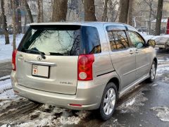 Сүрөт унаа Toyota Raum