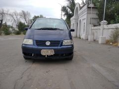 Сүрөт унаа Volkswagen Sharan