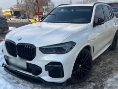 Photo of the vehicle BMW X5 M