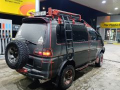 Сүрөт унаа Mitsubishi Delica