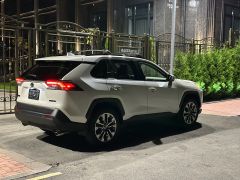 Фото авто Toyota RAV4