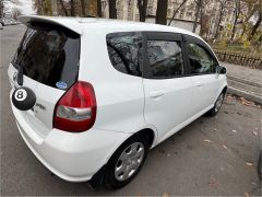 Photo of the vehicle Honda Fit