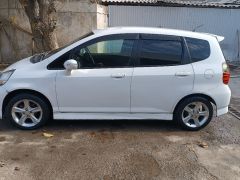 Photo of the vehicle Honda Fit