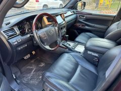 Сүрөт унаа Lexus LX