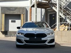 Сүрөт унаа BMW 8 серия