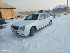 Фото авто Mercedes-Benz E-Класс