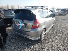 Photo of the vehicle Honda Fit