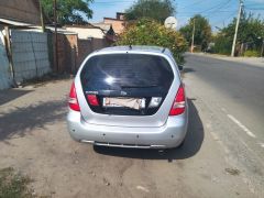 Сүрөт унаа Suzuki Liana