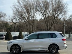 Сүрөт унаа BMW X7