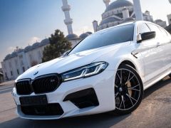 Сүрөт унаа BMW M5