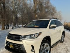 Фото авто Toyota Highlander