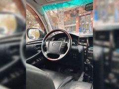 Сүрөт унаа Lexus LX