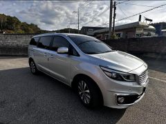 Сүрөт унаа Kia Carnival