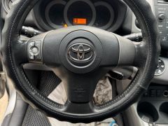 Фото авто Toyota RAV4