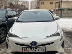 Фото авто Toyota Prius