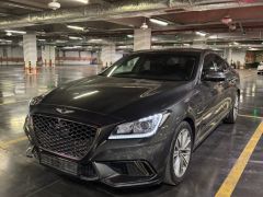 Photo of the vehicle Genesis G80