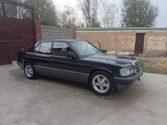 Photo of the vehicle Mercedes-Benz 190 (W201)