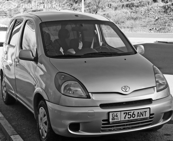 Toyota Yaris Verso