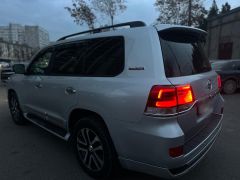 Фото авто Toyota Land Cruiser