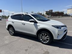 Photo of the vehicle Toyota RAV4