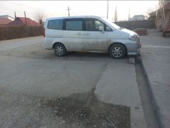 Фото авто Nissan Serena