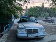 Фото авто Mercedes-Benz W124