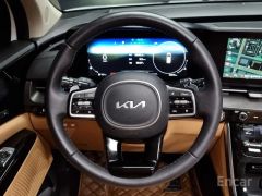 Сүрөт унаа Kia Carnival