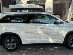 Сүрөт унаа Toyota Highlander