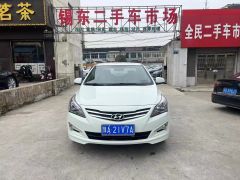 Photo of the vehicle Hyundai Verna