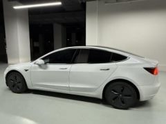 Photo of the vehicle Tesla Model 3