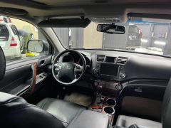 Сүрөт унаа Toyota Highlander