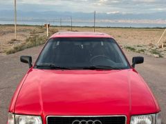 Photo of the vehicle Audi 80