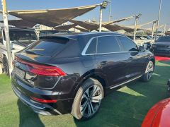 Сүрөт унаа Audi Q8