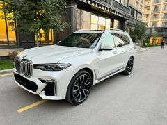 Фото авто BMW X7