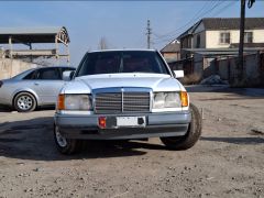 Photo of the vehicle Mercedes-Benz W124