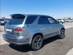 Photo of the vehicle Lexus RX