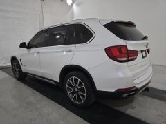 Photo of the vehicle BMW X5