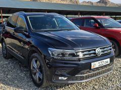 Фото авто Volkswagen Tiguan