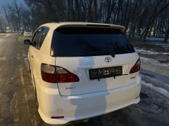 Сүрөт унаа Toyota Ipsum