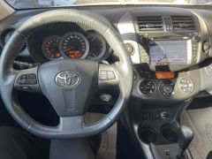 Фото авто Toyota RAV4