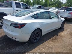 Photo of the vehicle Tesla Model 3