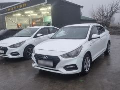 Photo of the vehicle Hyundai Solaris