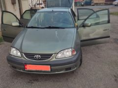 Сүрөт унаа Toyota Avensis