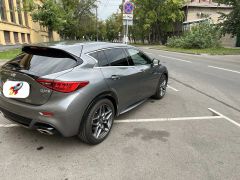 Photo of the vehicle Infiniti Q30