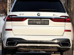 Photo of the vehicle BMW X7