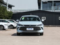 Фото авто BYD Qin L