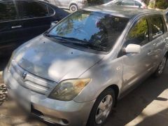 Photo of the vehicle Toyota Ist