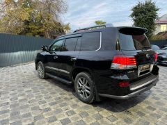 Photo of the vehicle Lexus LX