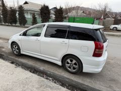 Photo of the vehicle Toyota Wish